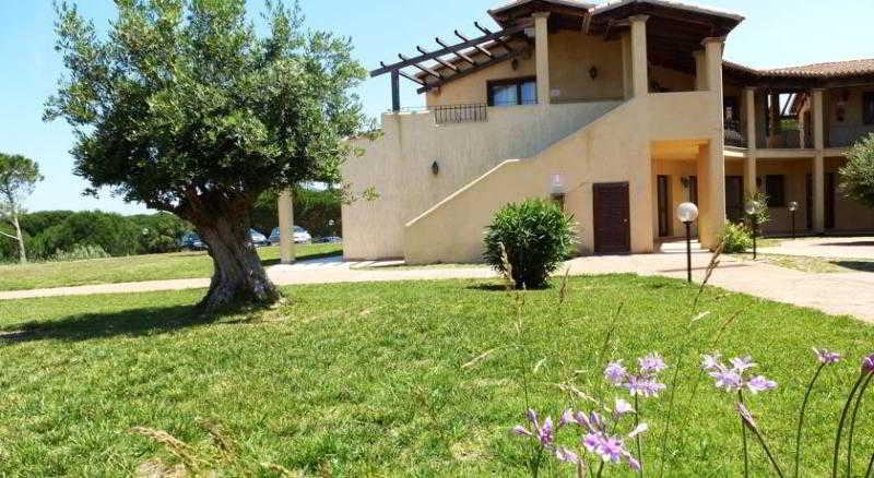 Borgo Dei Pescatori Hotel Aglientu Exterior foto
