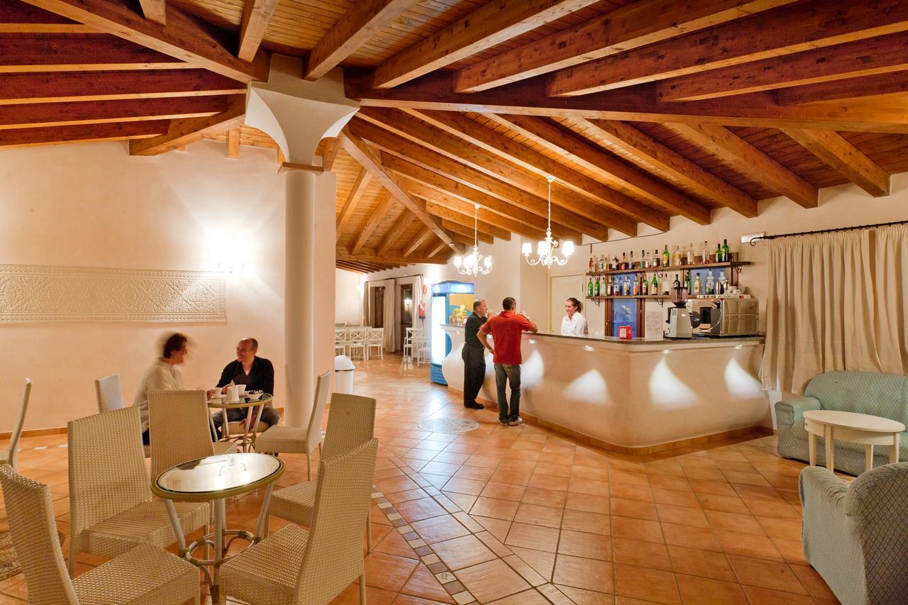 Borgo Dei Pescatori Hotel Aglientu Exterior foto