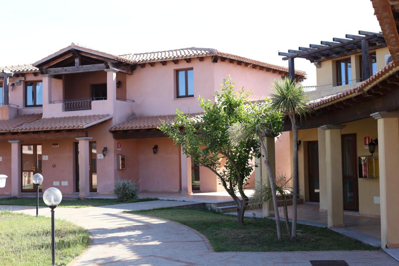 Borgo Dei Pescatori Hotel Aglientu Exterior foto